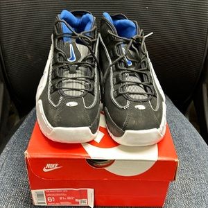 Nike Air Max Penny Basketball sneakers kids size. Brand New never worn.